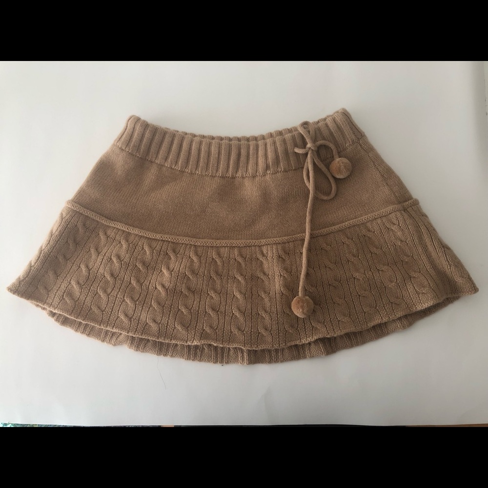 Abercrombie and Fitch tan 100% wool mini skirt.